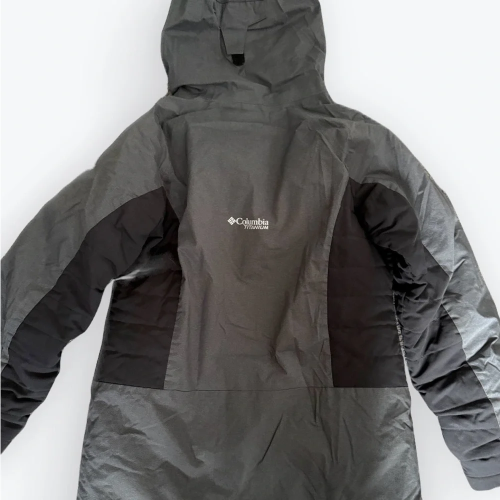 Columbia Kids Large Omni Heat‎ Heavy Duty Charcoal and Lavender Puffer Jacket